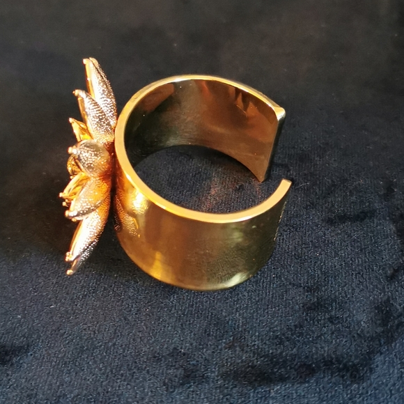 Ted Baker Rose gold wide bangle with flower - Picture 8 of 9